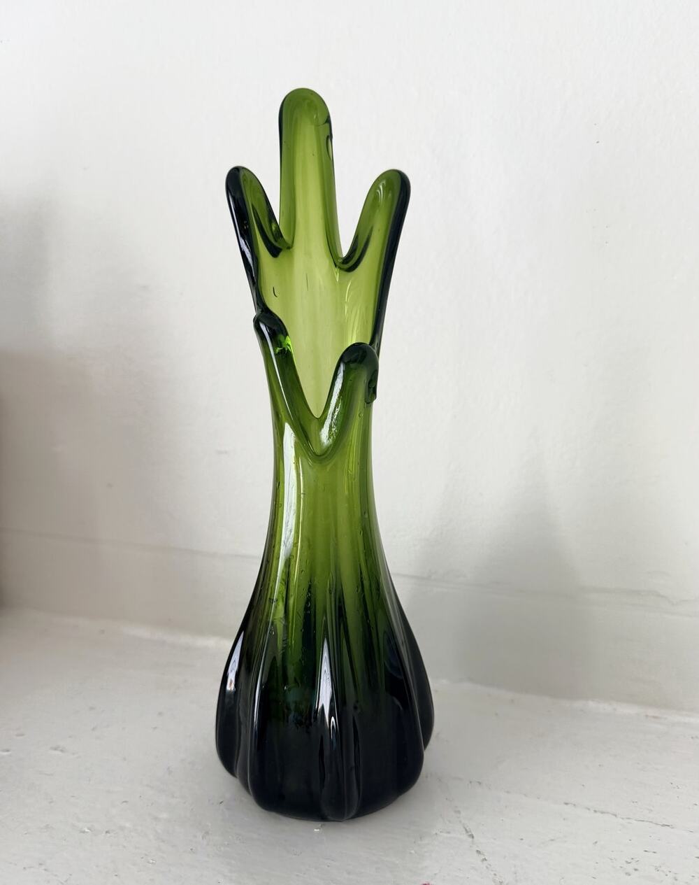 MCM Green Swung Finger Vase 5 Finger Viking LE Smith Handblown Sculpture 9"